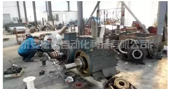 500KW電機(jī)運(yùn)轉(zhuǎn)無(wú)力，查了三天的故障，被一個(gè)新電工搞定了！